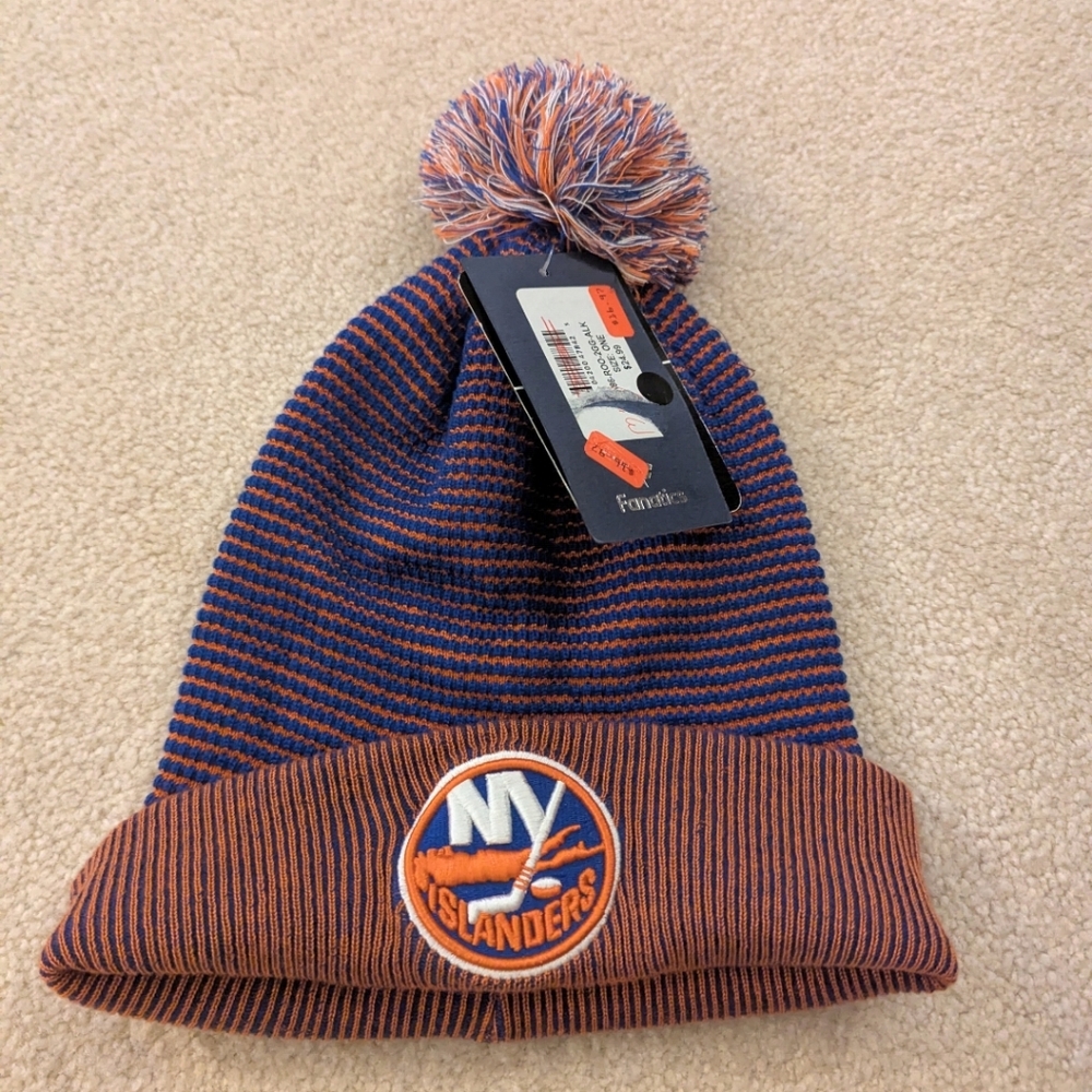 Nwt NHL Fanatics New York Islanders Pom-Pom Beanie - Blue and Orange